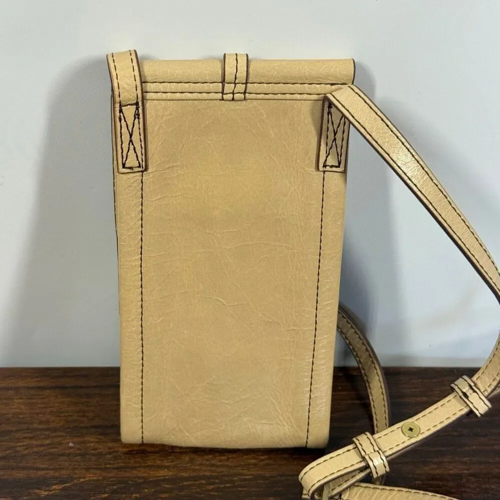 Hobo Women’s cream yellow leather shoulder phone wallet purse 7x4x1.5”